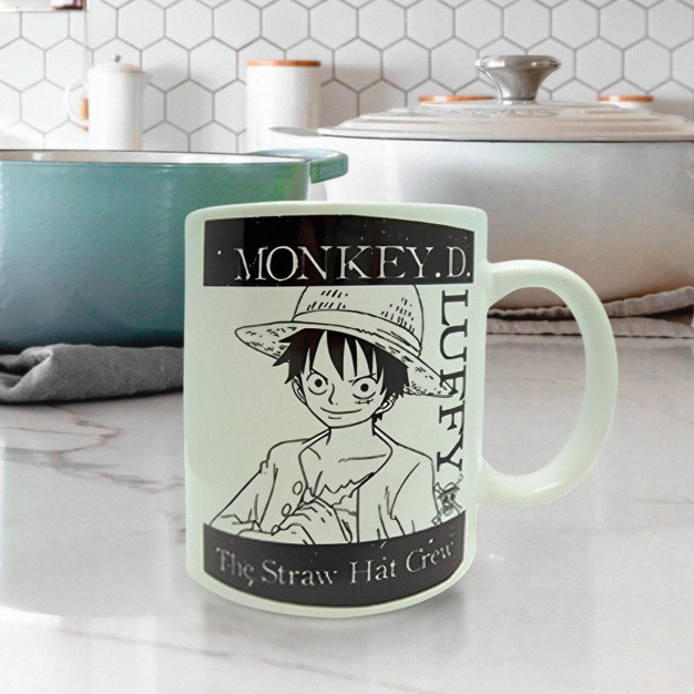 Great Eastern Entertainment Co One Piece Luffy The King Of The Pirates 12oz Ceramic Mug