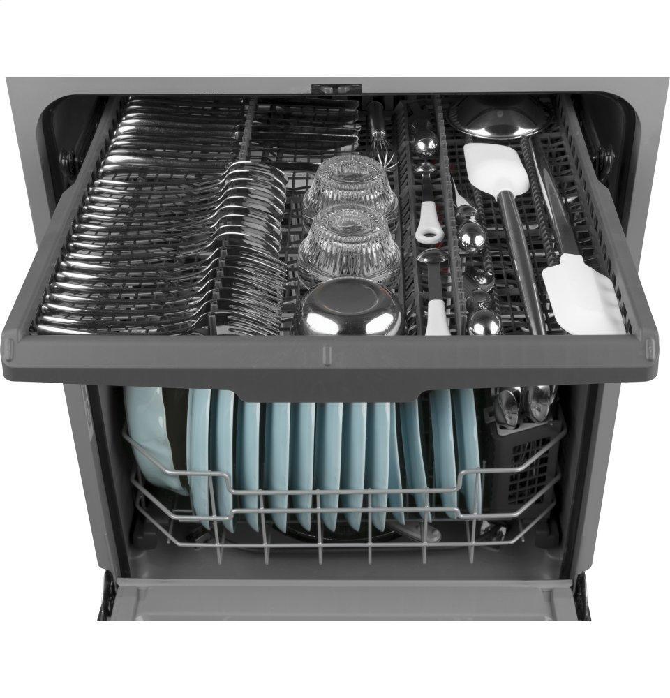 Ge Appliances GDT630PYMFS Ge® Fingerprint Resistant Top Control With Plastic Interior Dishwasher With Sanitize Cycle & Dry Boost