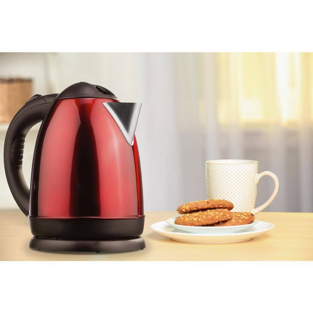 Courant 1.5 l Cordless Electric Kettle Red Stainless Steel with 360 Rotational Body Automatic Safety Shut-Off MKEC154R974