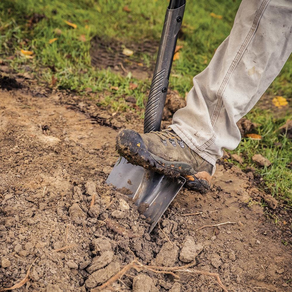 Fiskars Pro Steel Digging Shovel