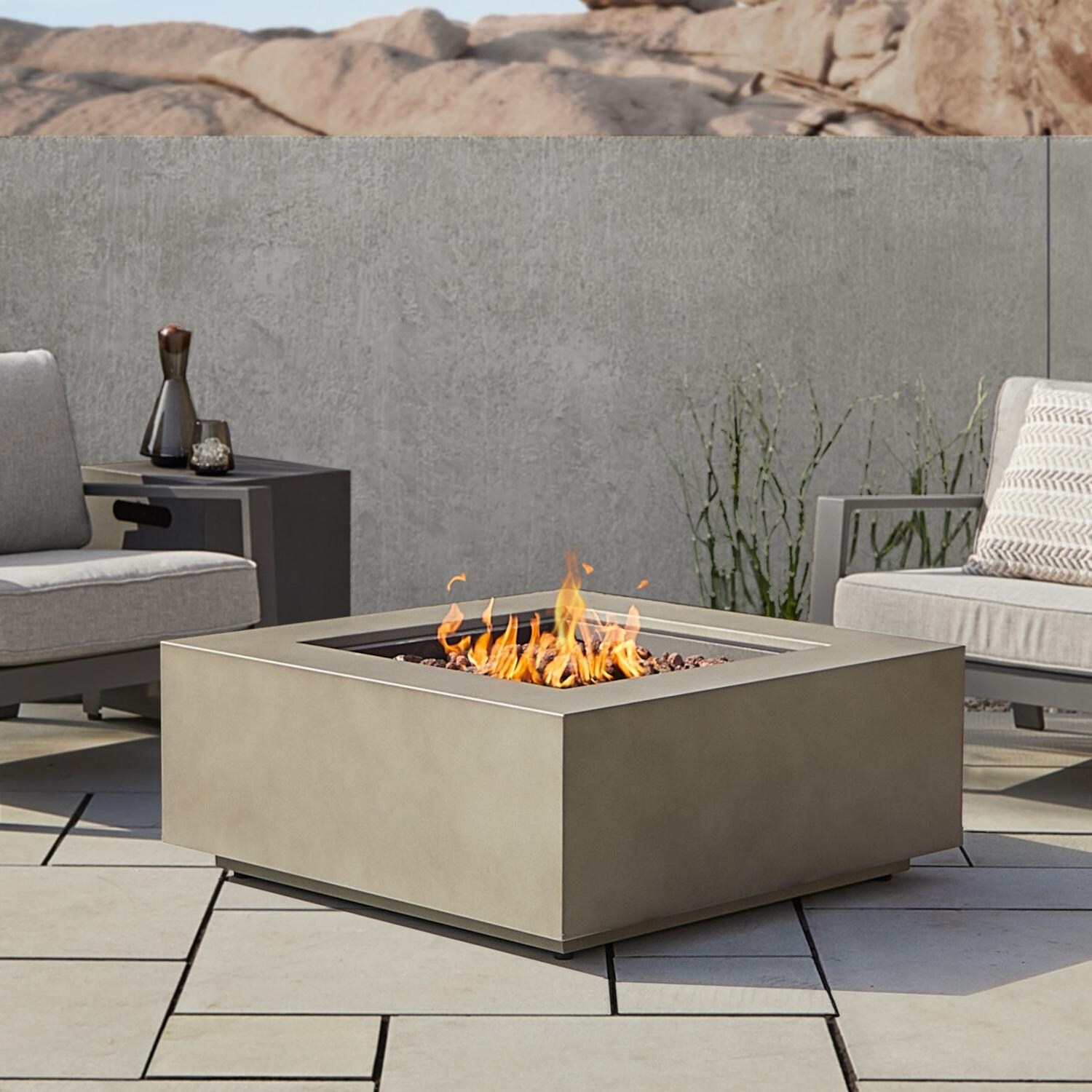 Lakeview Elysian 36-Inch Square Natural Gas Fire Table