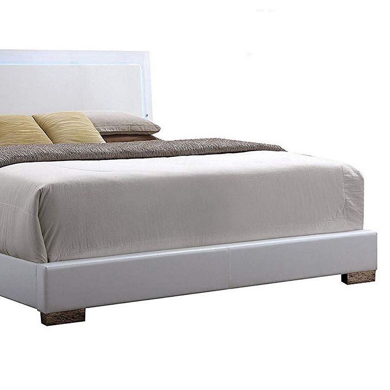 Contemporary Style Queen Size Wooden Panel Bed with Headboard， White