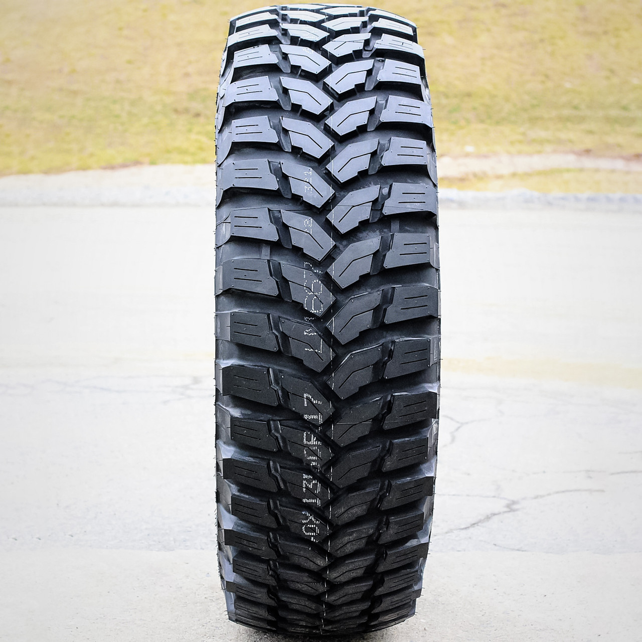 Maxxis Trepador Radial M8060 LT 35X13.00R20 121Q D (8 Ply) (DC) MT M