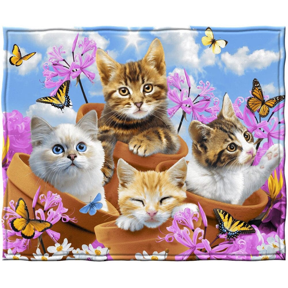 Garden Wonder Kittens Fleece Throw Blanket