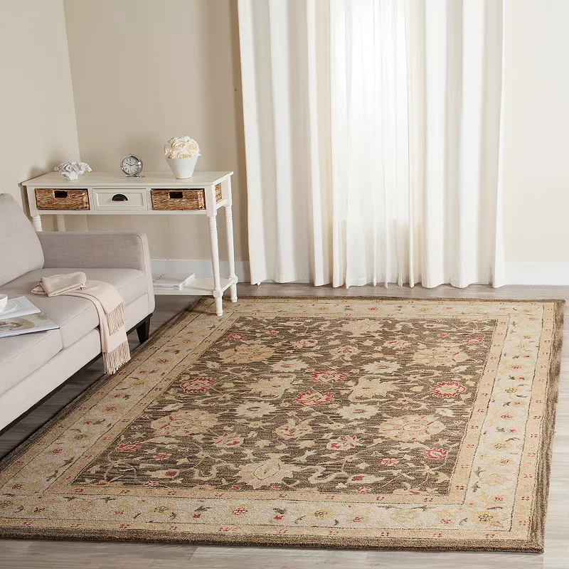 Safavieh Antiquity Marilyn Framed Floral Wool Rug