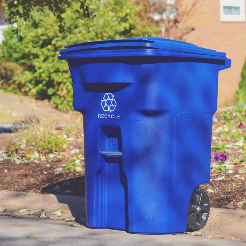 RECYCL BIN W/LID WHL 96G