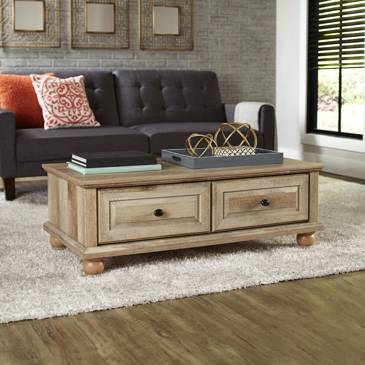 Crossmill Coffee Table， Weathered Finish