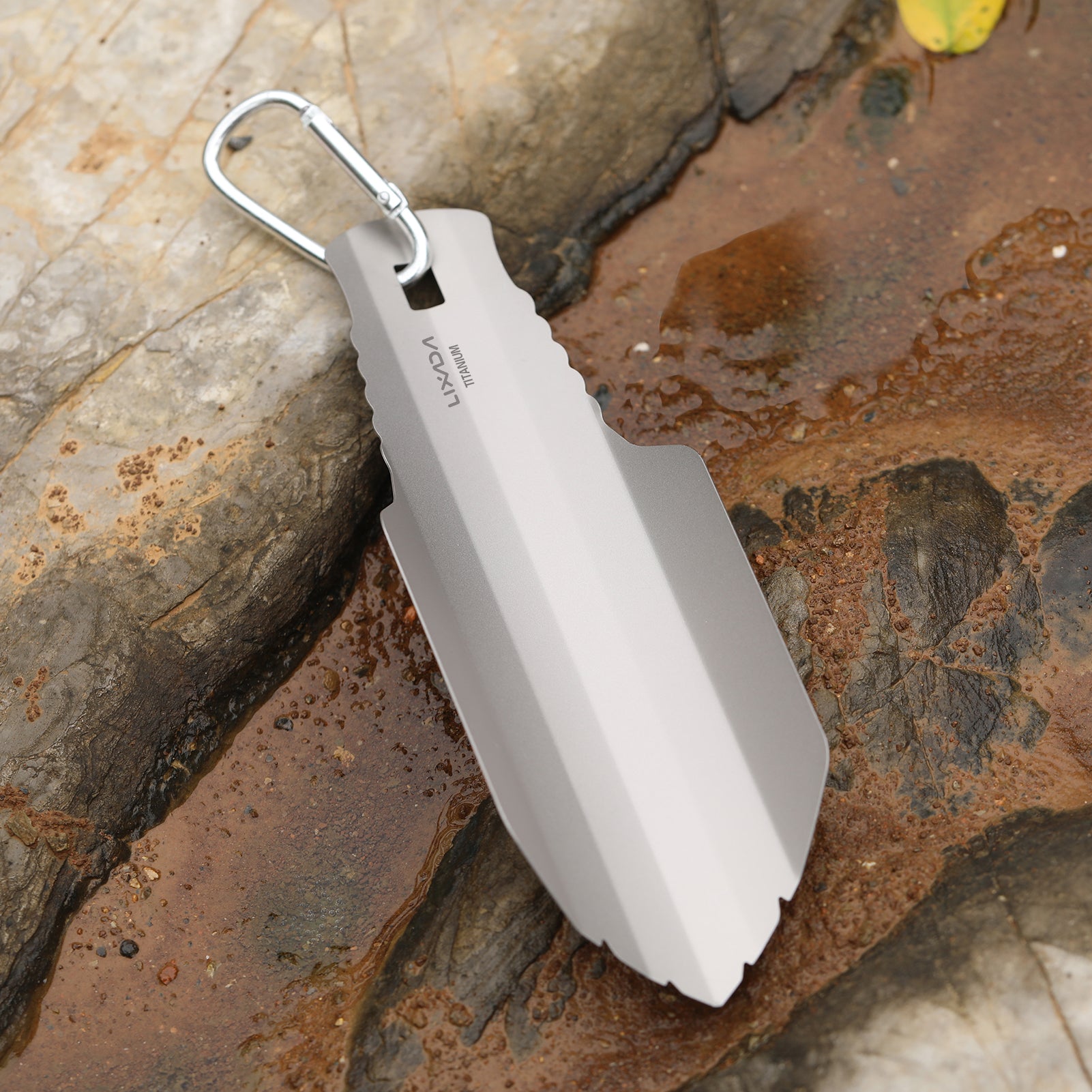 Lixada Lixada Titanium Garden Hand Shovel Outdoor Camping Hiking Backpacking Trowel with Clip