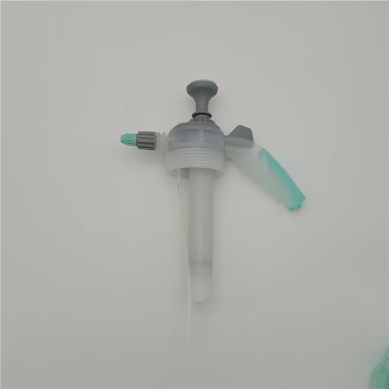 3L Durable Using Low Price Baby blue PP pressure garden pump sprayer