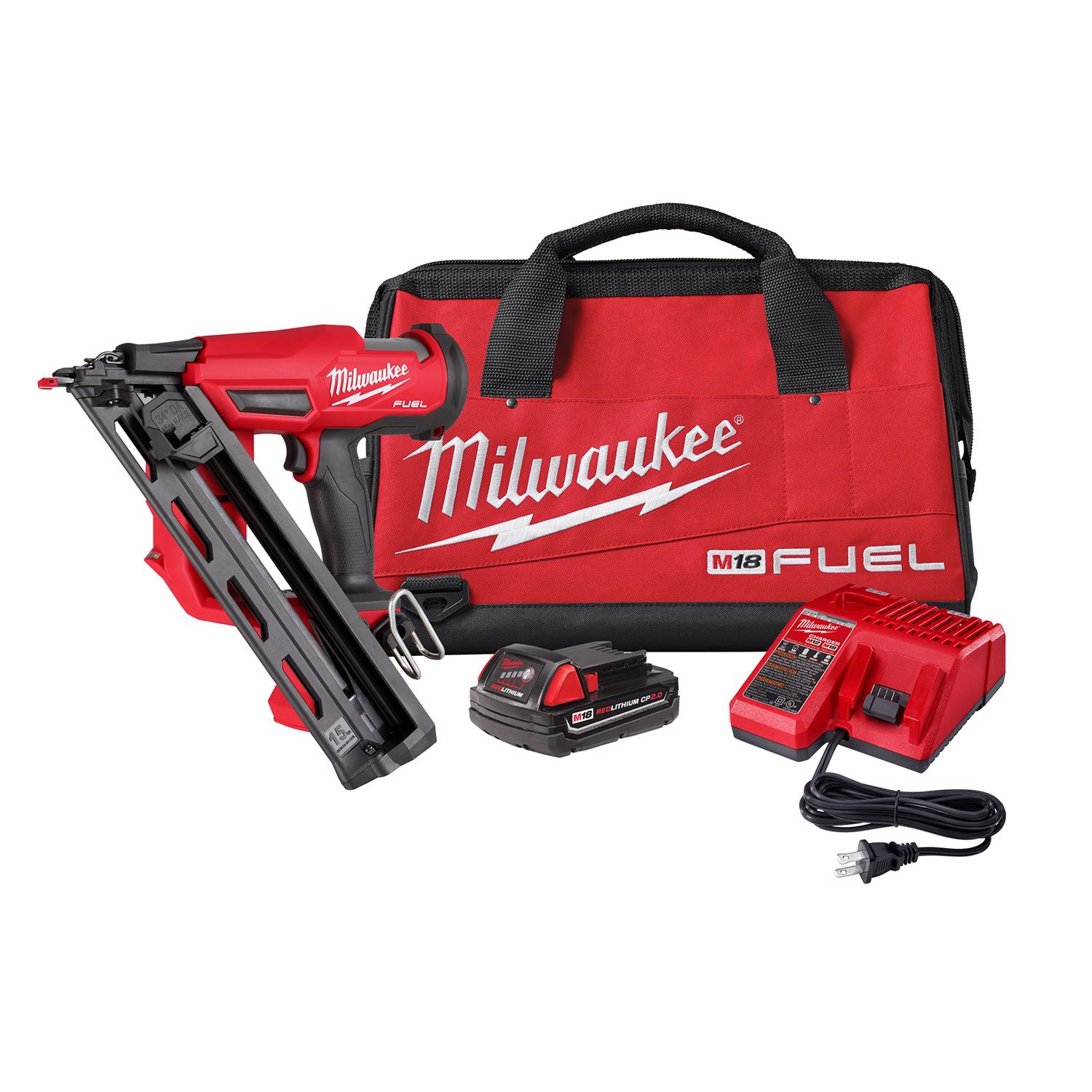 MW M18 FUEL 15 Ga. 18 Volt Brushless 34 deg Angled Finish Nailer Kit