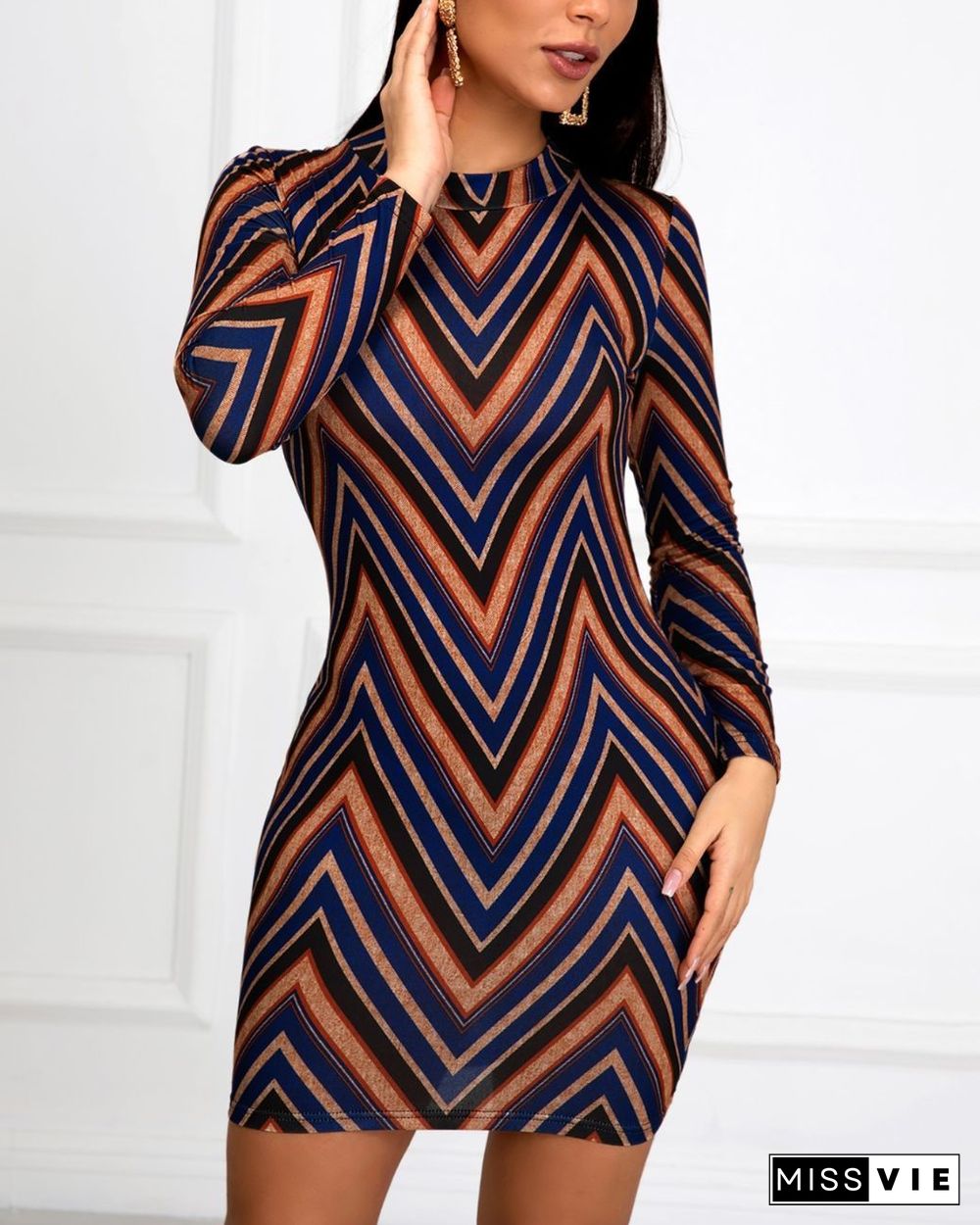 Chevron Stripes Long Sleeve Bodycon Dress P10728