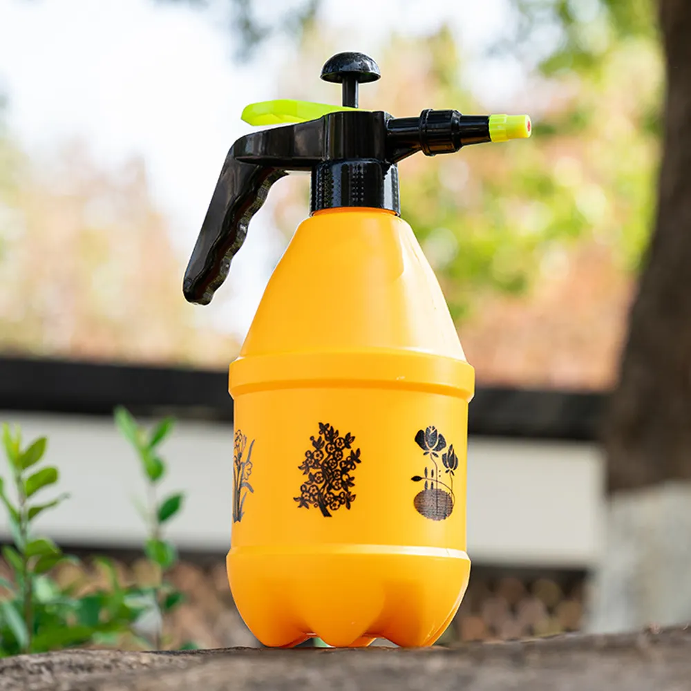 2L Plastic Handled Pressure Mist Hand Pump Water Garden Sprayer