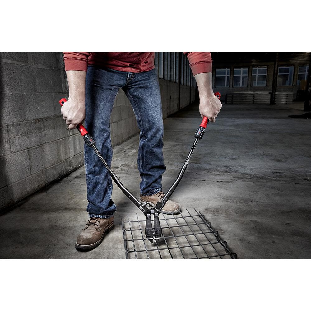 Milwaukee 24 in. Adaptable Bolt Cutter with POWERMOVE 48-22-4124 from Milwaukee