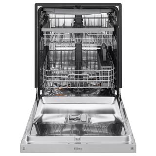 LG 24 in. Stainless Steel Front Control Dishwasher 48 dBA LDFN454HT