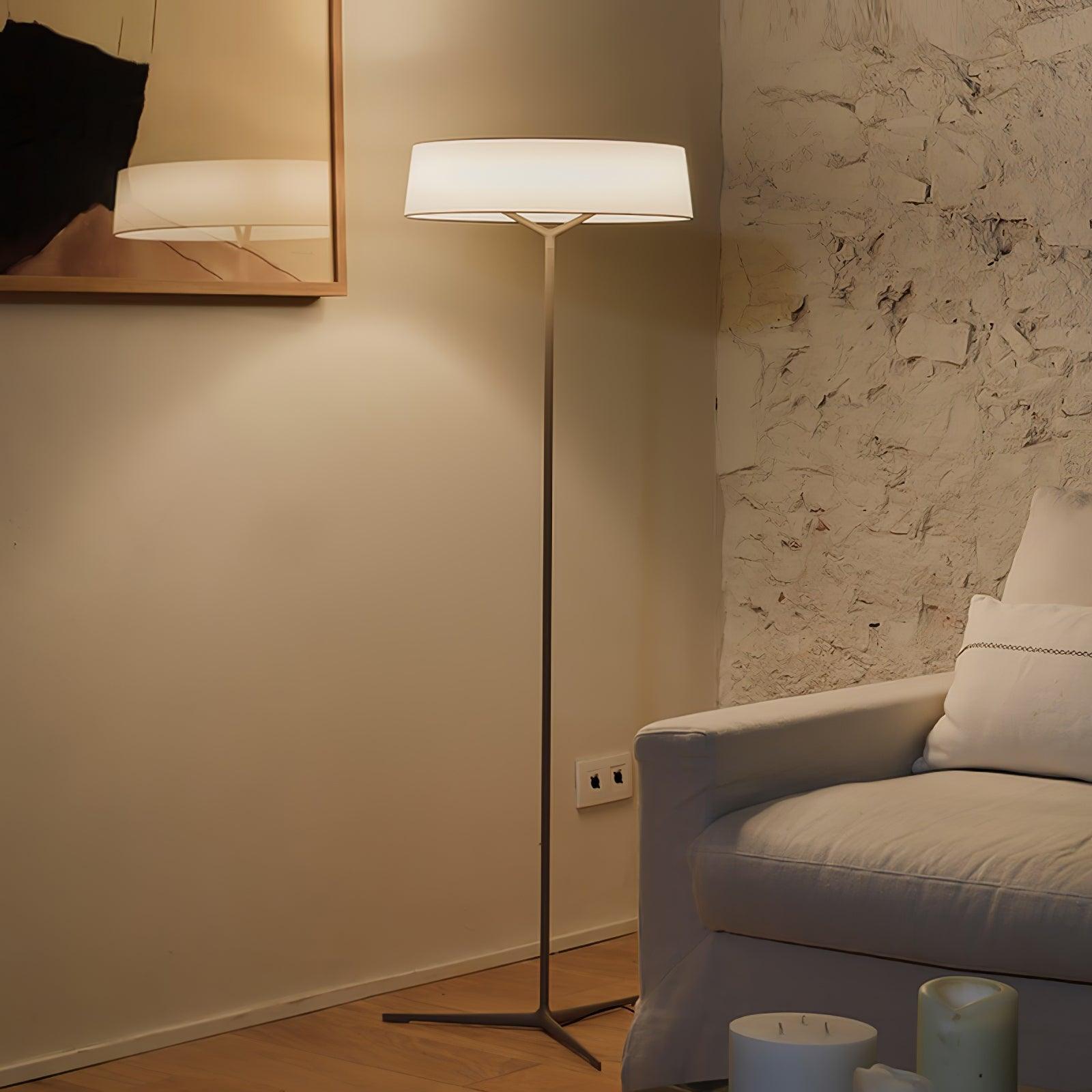 Dama Floor Lamp