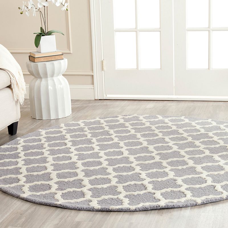 Safavieh Cambridge Clover Trellis Wool Rug