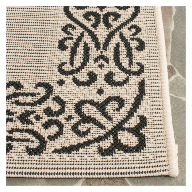 Bari Patio Rug Safavieh