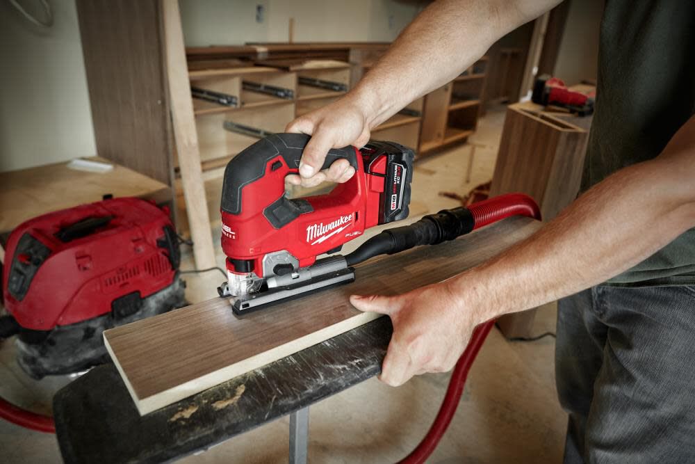 Milwaukee M18 FUEL D-handle Jig Saw Reconditioned 2737-80 from Milwaukee