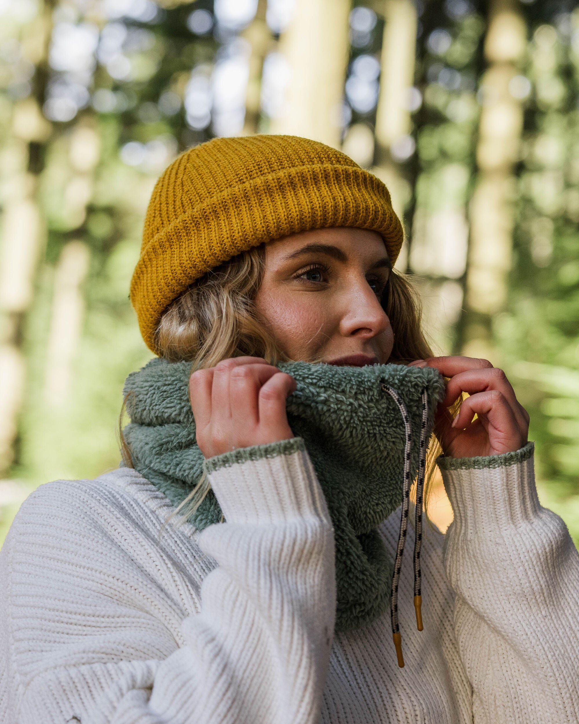 Ash Recycled Sherpa Fleece Snood - Pistachio