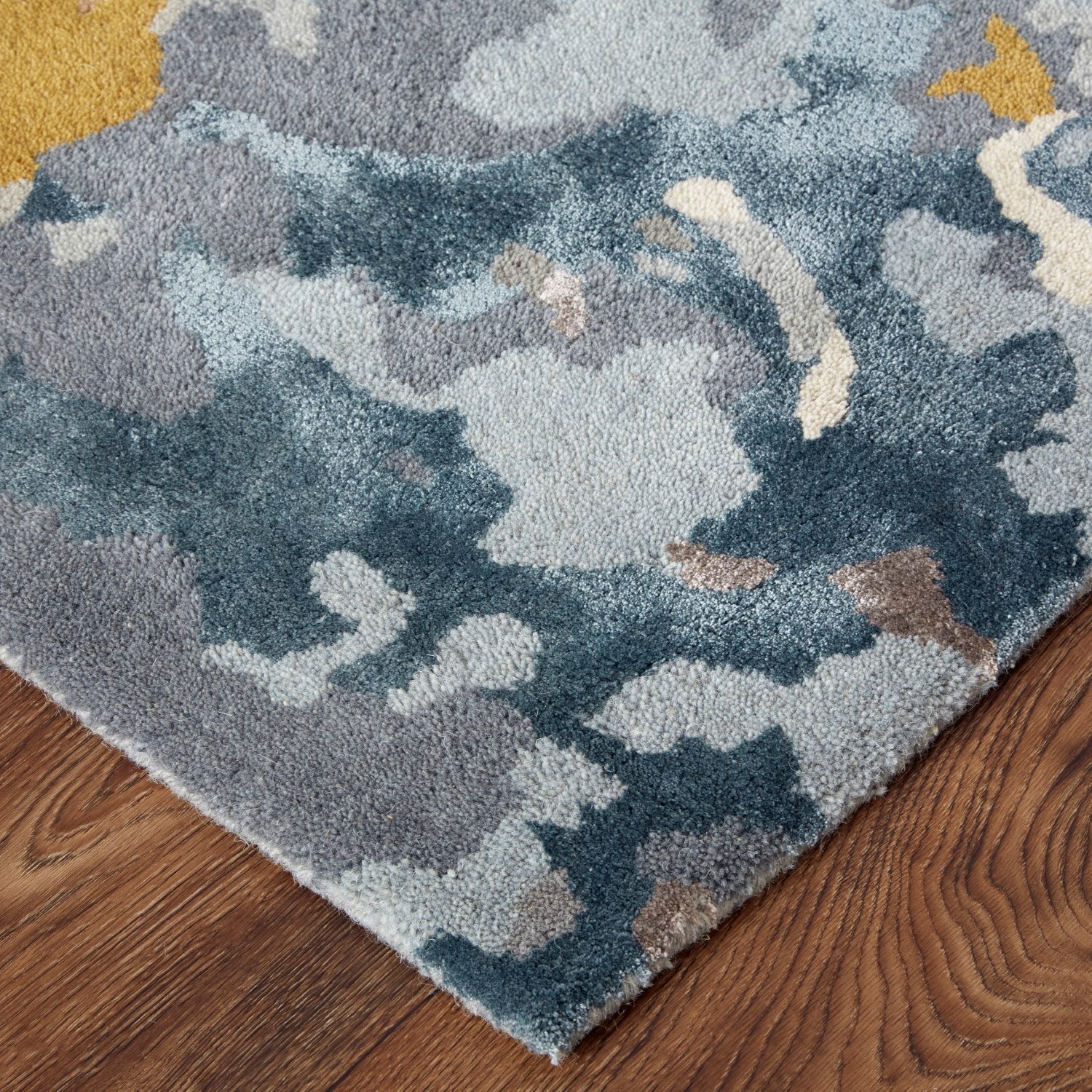 Cerelia Hand Tufted Blue / Pink Rug