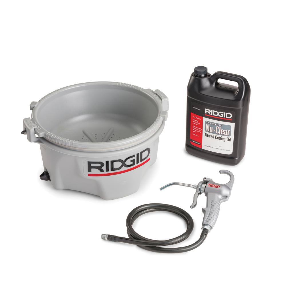 RIDGID 418 All Weather Pipe Threading Oiler Kit (Includes Die Cast Trigger Pump Drip PanReservoir + 1 Gal. Nu-Clear Oil) 10883