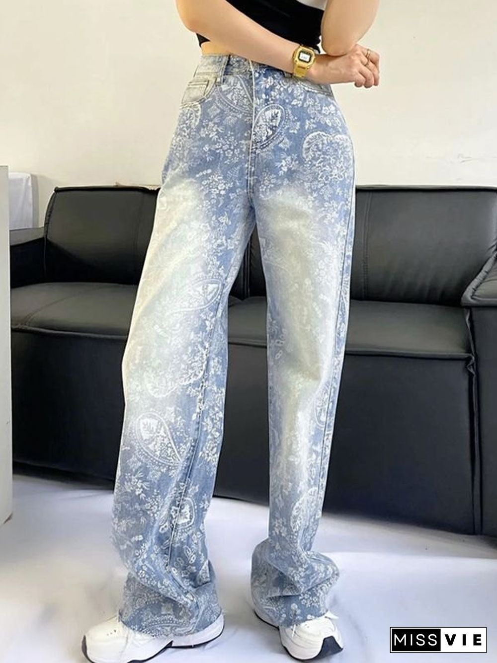 Faded Wash Floral Boyfriend Jeans