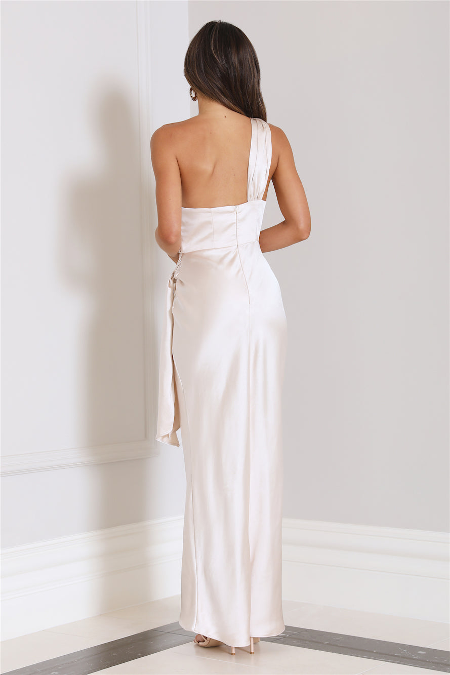 Stylish Guest Maxi Dress Champagne