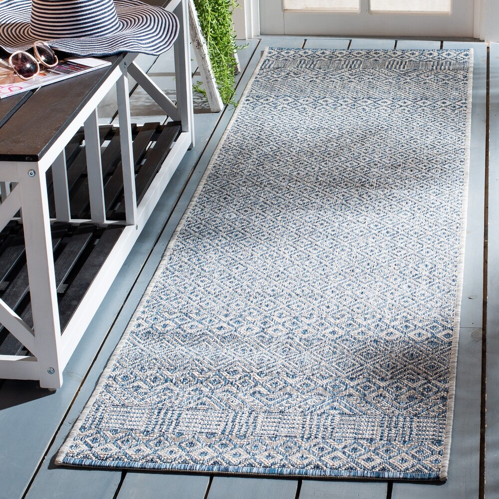 SAFAVIEH Courtyard Terezija Indoor/ Outdoor Waterproof Patio Backyard Rug