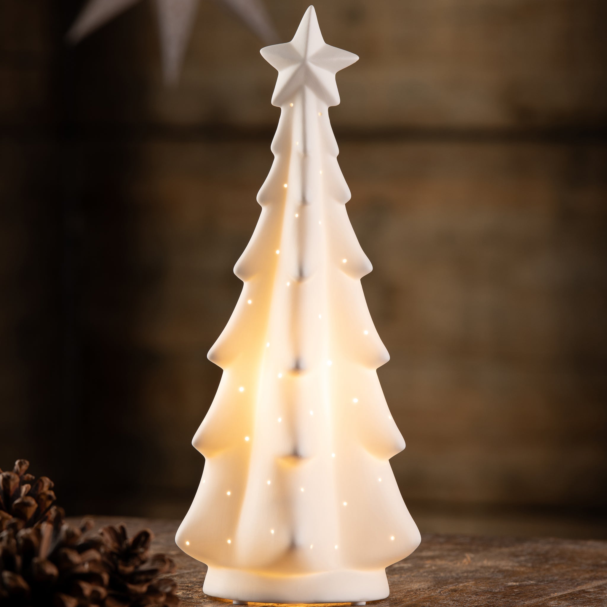 Belleek Living Christmas Tree Luminaire