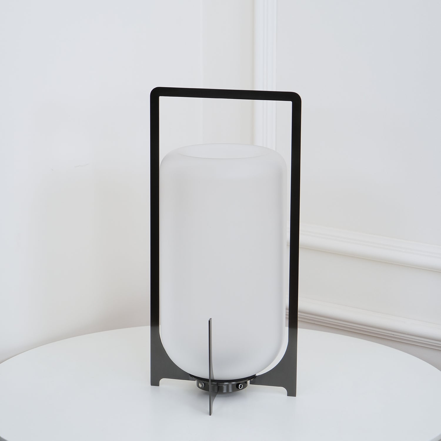 Black Twilight Lantern Table Lamp