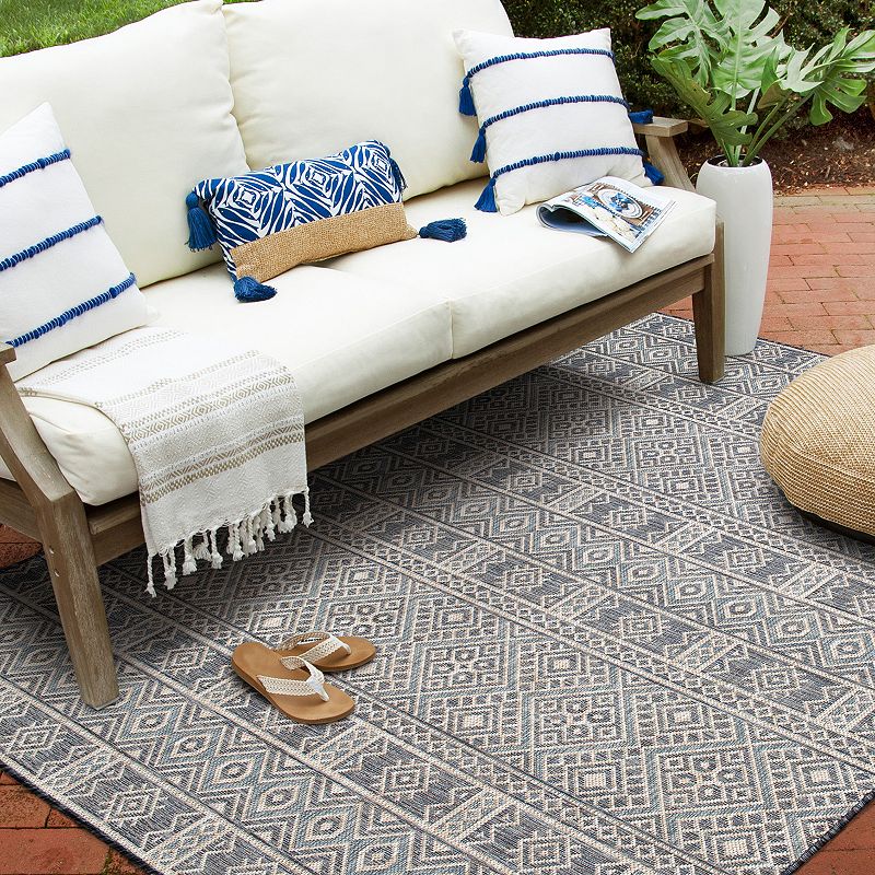 Loomaknoti Home Daisy Indoor Outdoor Area Rug