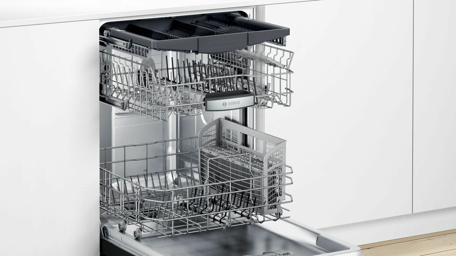 Bosch SHPM65Z56N 500 Series Dishwasher 24'' Black Shpm65Z56N