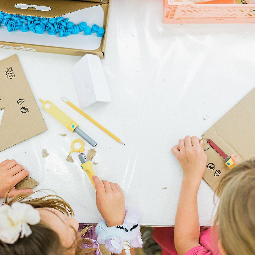 Makedo - Fold-roller Cardboard Craft Tool