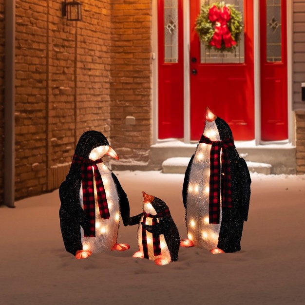 Northlight Set Of 3 Lighted Penguin Family Outdoor Christmas Yard Decoration