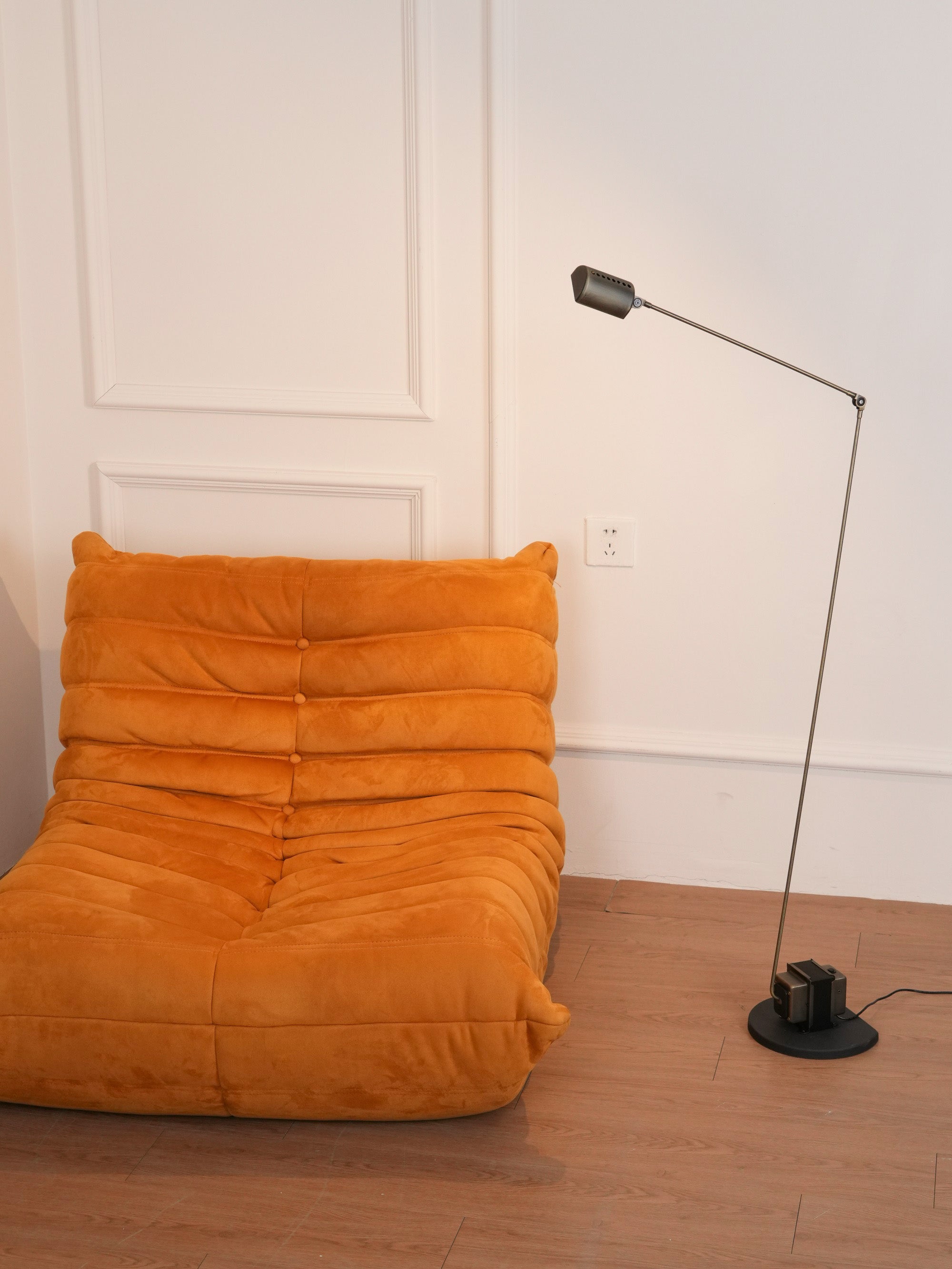 Dynamo Floor Lamp