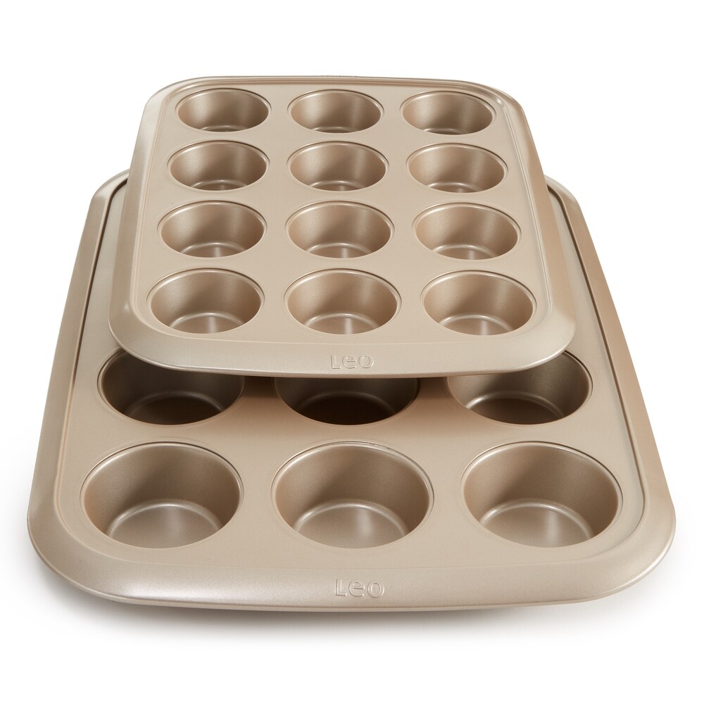 BergHOFF Balance Non stick Carbon Steel 12 cup Cupcake Pan 2.5\