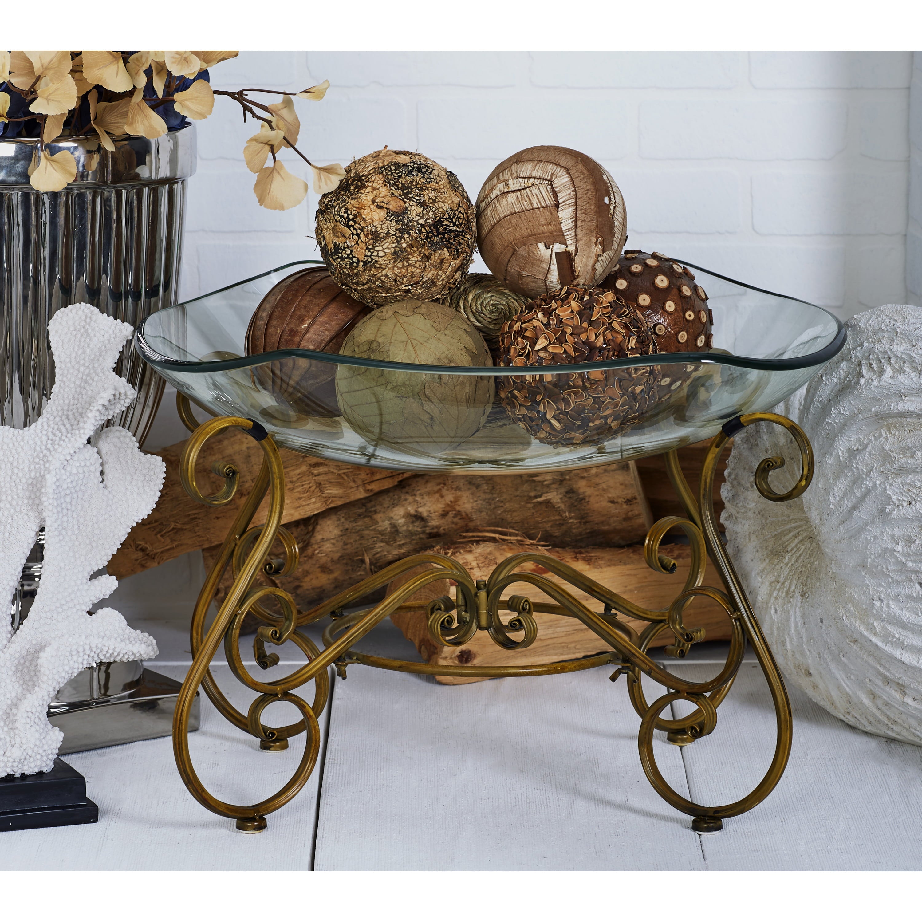 DecMode 21 x 14 Clear Glass Kitchen Serving Bowl with Gold Metal Scroll Base， 1-Piece