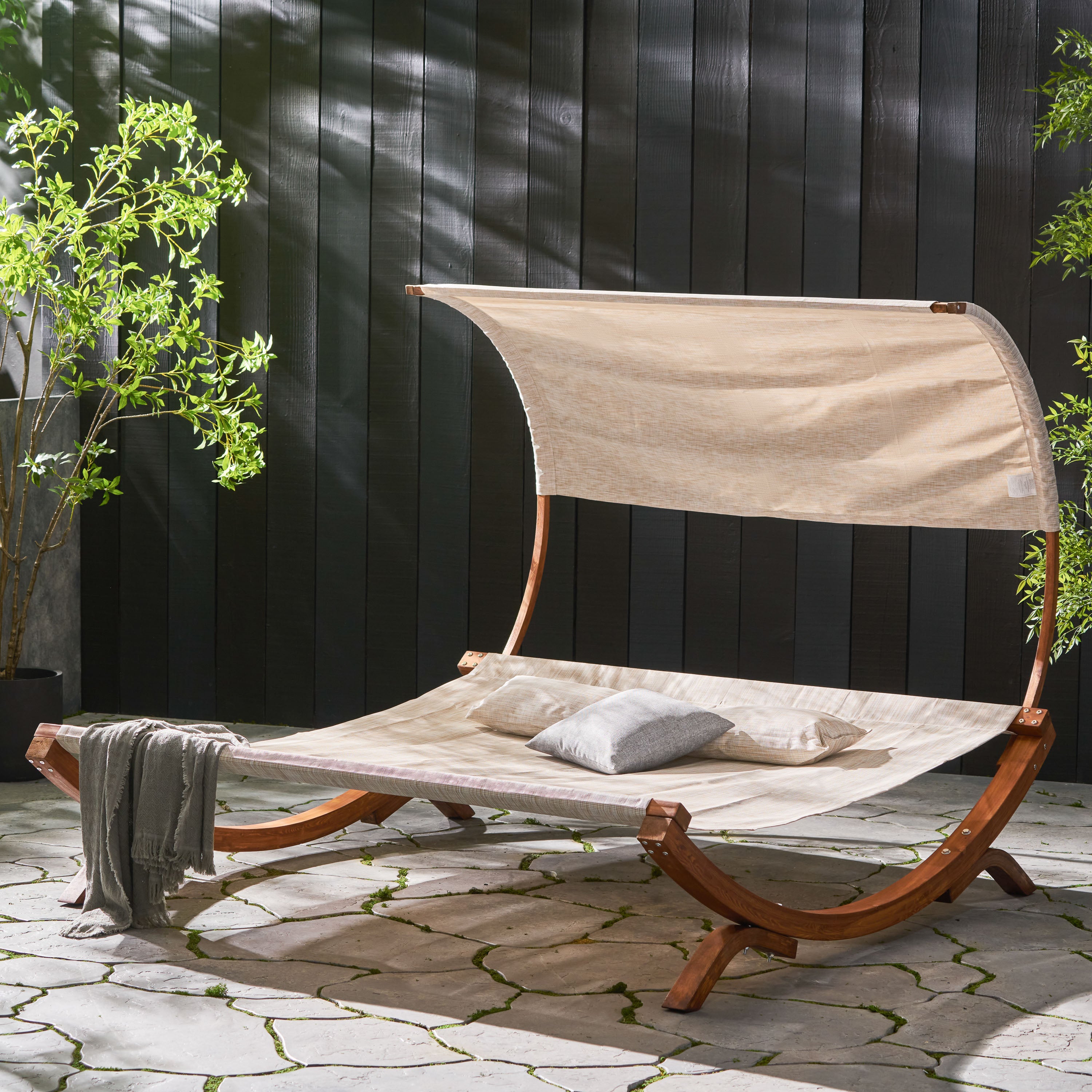 Rosalie Outdoor Patio Chaise Lounge Sunbed and Canopy