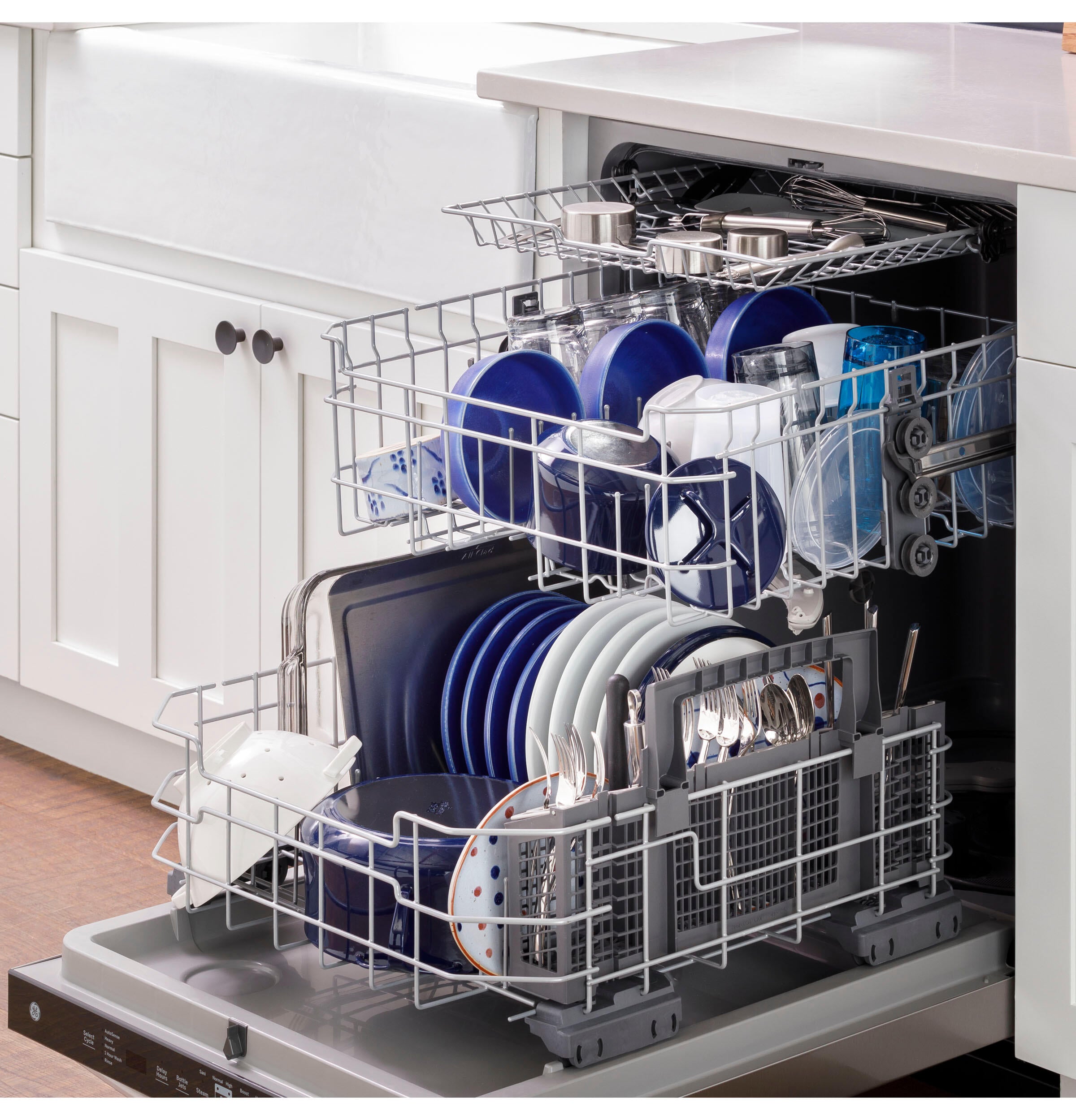 Ge Appliances GDP630PYRFS Ge® Top Control With Plastic Interior Dishwasher With Sanitize Cycle & Dry Boost