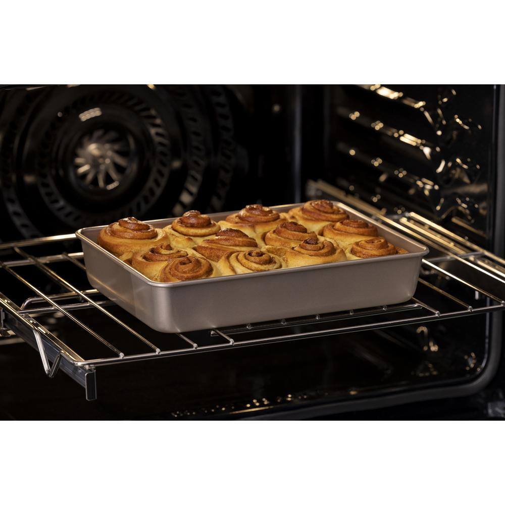 FRIGIDAIRE GALLERY 30 in. Single Electric Wall Oven with Total Convection in Smudge-Proof Stainless Steel GCWS3067AF