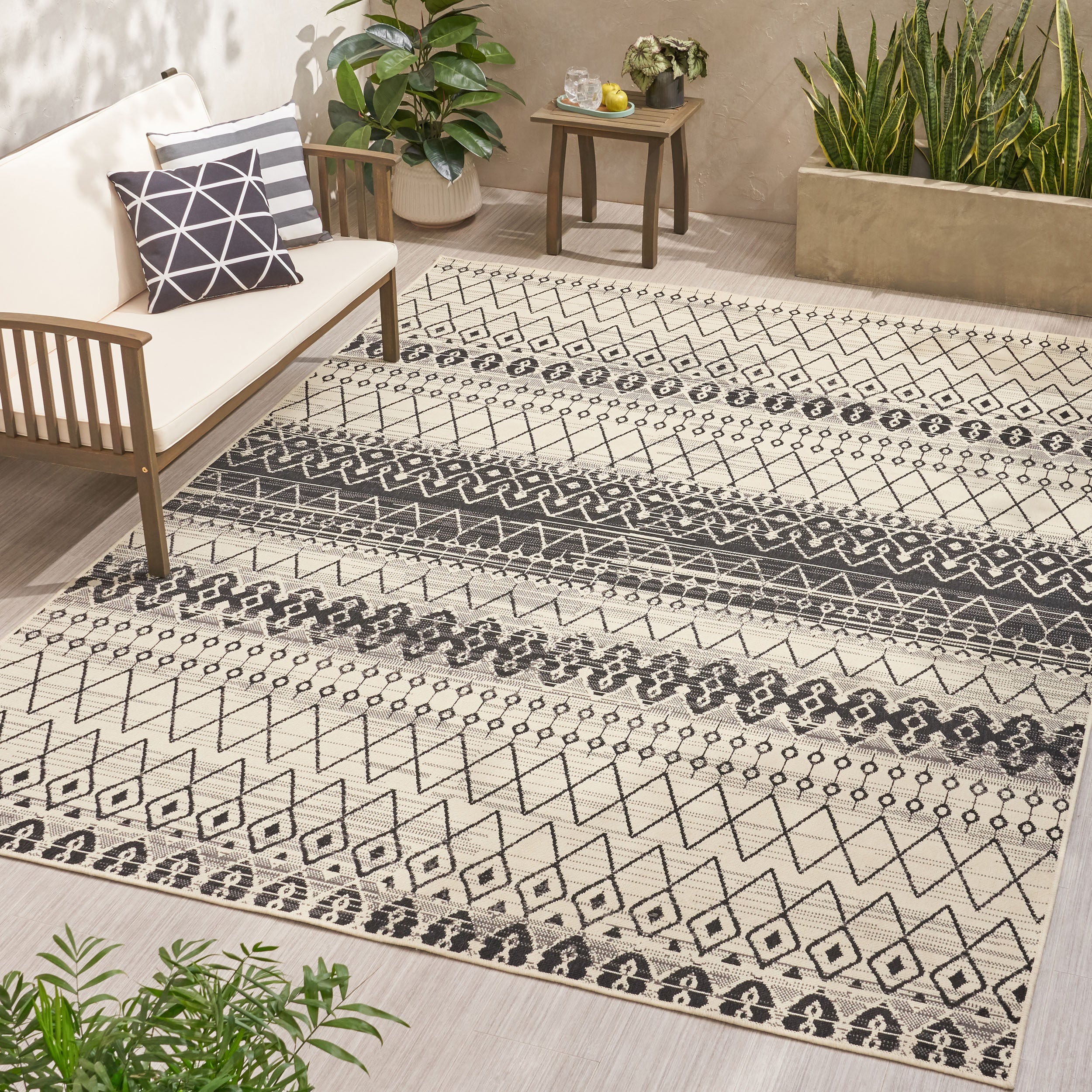 Sautter Indoor/Outdoor Area Rug