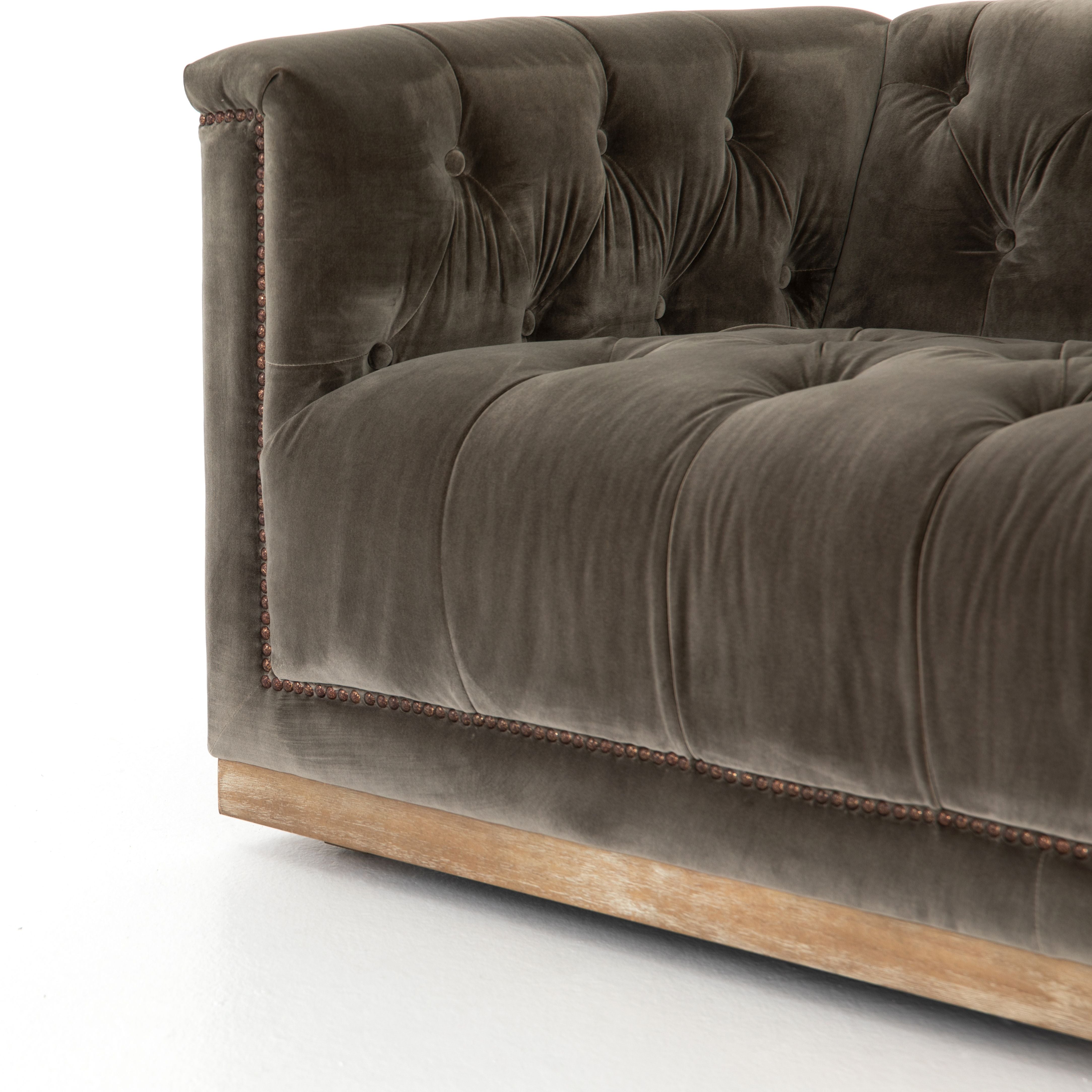 Maxx Sofa in Various Colors