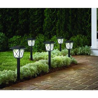 Hampton Bay Oakleigh 16 Lumens Solar 2-Tone Black and Grey LED Landscape Pathway Light Set with Vintage Bulb (6-Pack) NXT-P7100-04