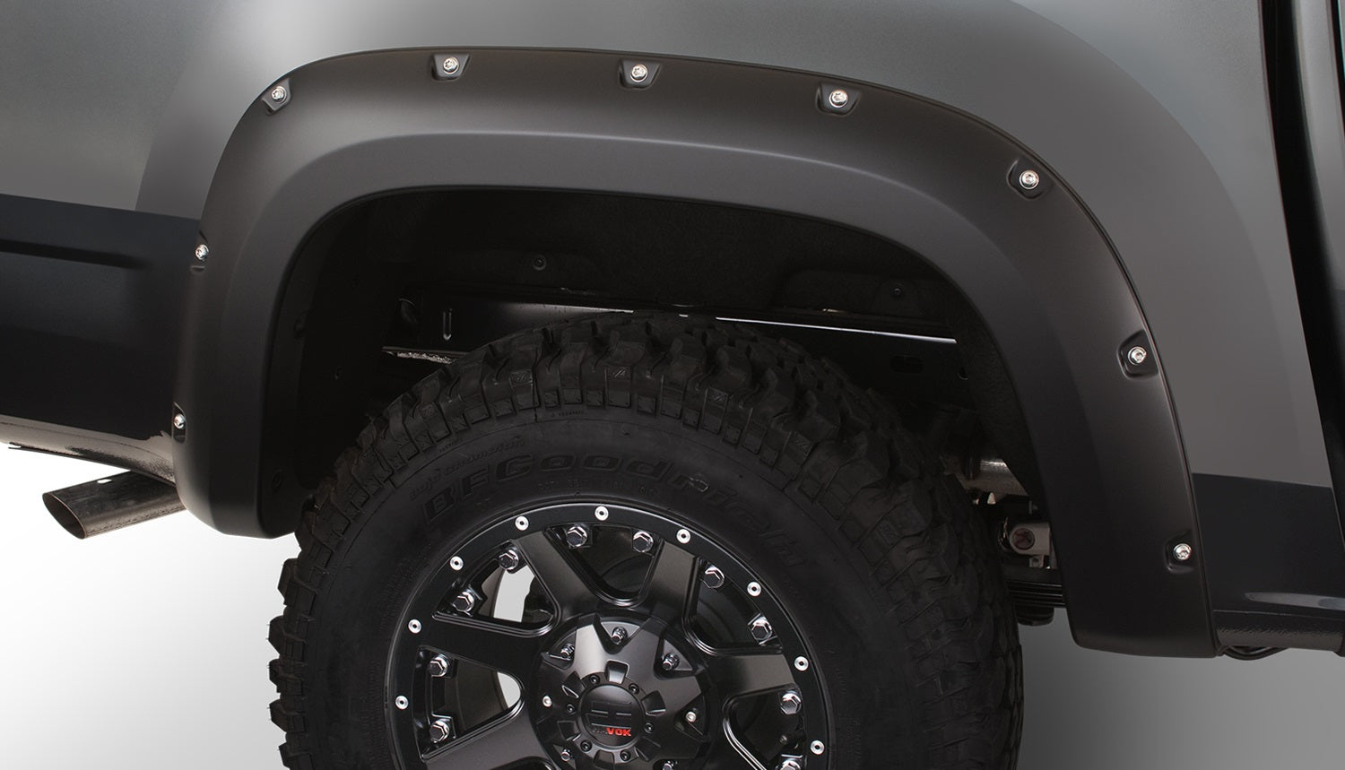 Bushwacker 40138-02 Black Pocket/Rivet Style Smooth Finish Rear Fender Flares for 2015-2021 Chevrolet Colorado w/61.7 In. Bed