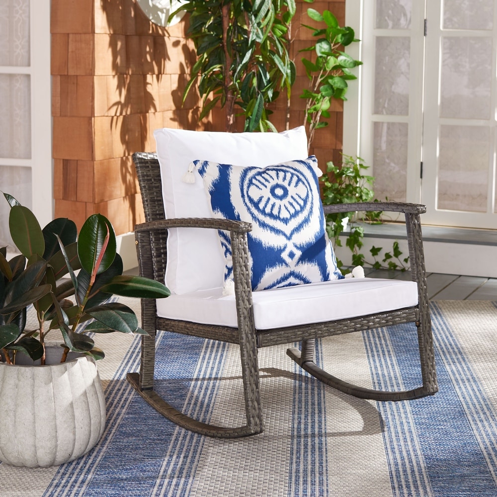 SAFAVIEH Outdoor Daire Rocking Chair.   26\