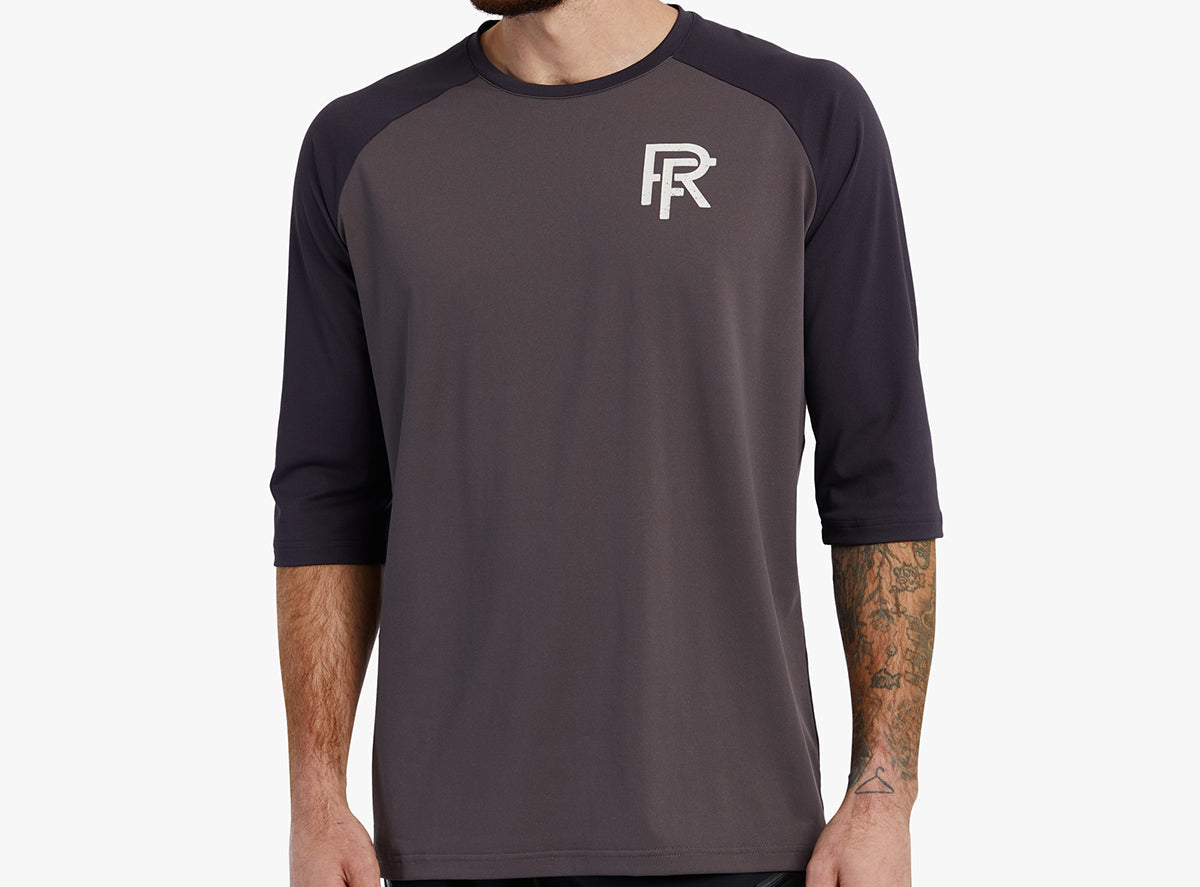 Race Face Commit 3/4 Sleeve Tech Top - Charcoal - 2022