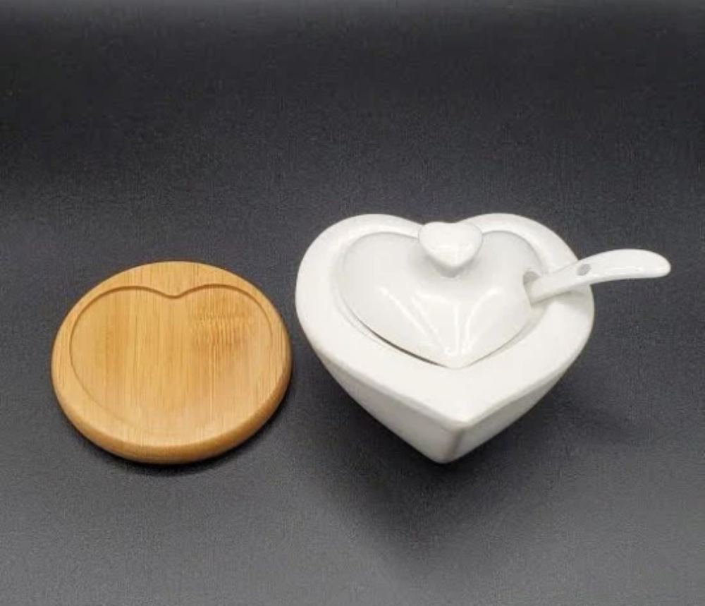 Debora Carlucci White Porcelain Heart Shaped Sugar Holder With Spoon And Lid On Bamboo Base