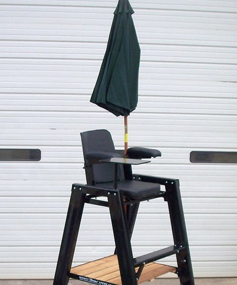 Douglas Classic Umpire Chair