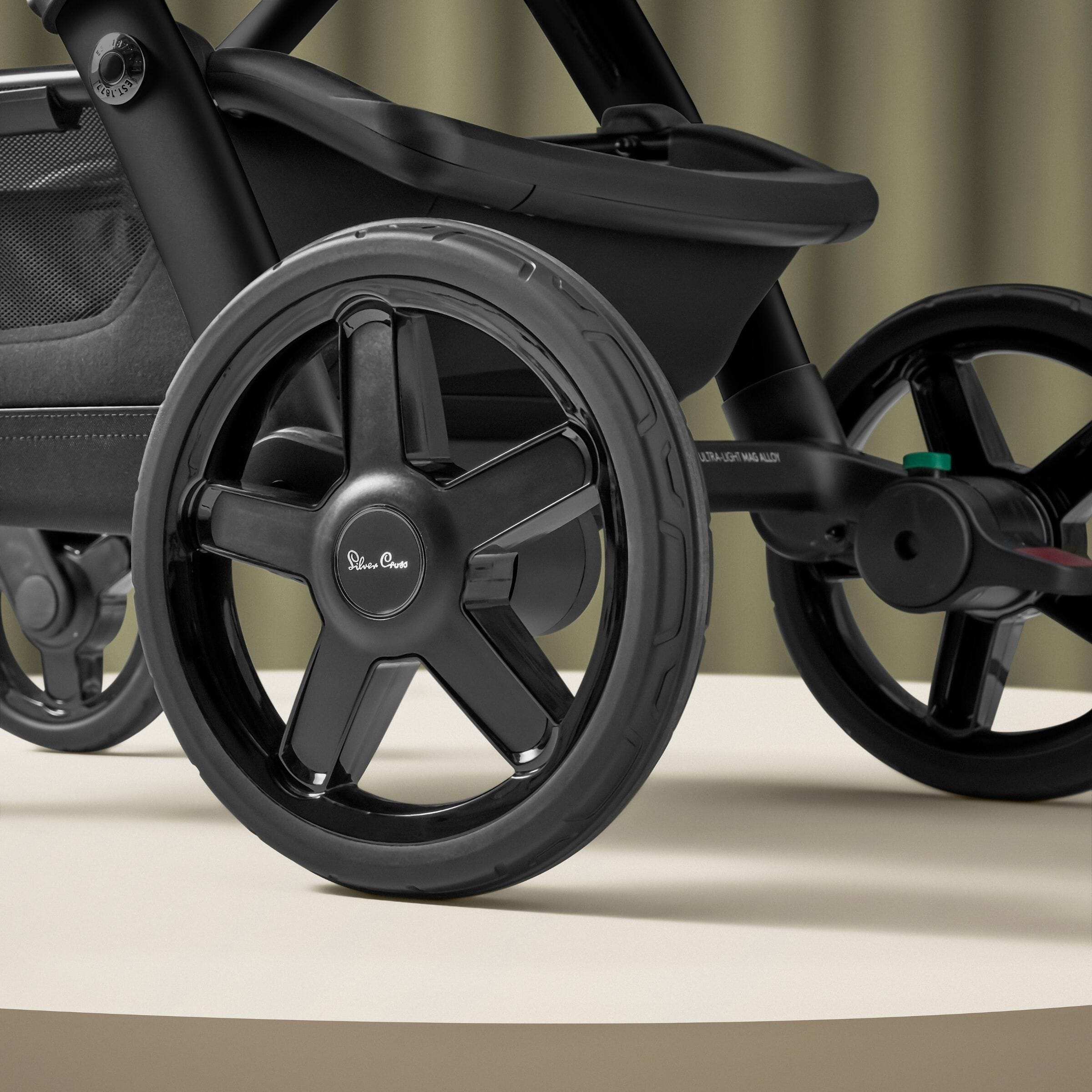 silver-cross-wave-stroller-sustainable-collection