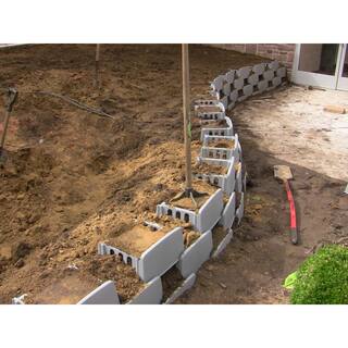 VARDEN P100 8 in. x 15.3 in. x 6 in. Green Plastic Retaining Wall Blocks (Box of 10) VG-P100SR-310